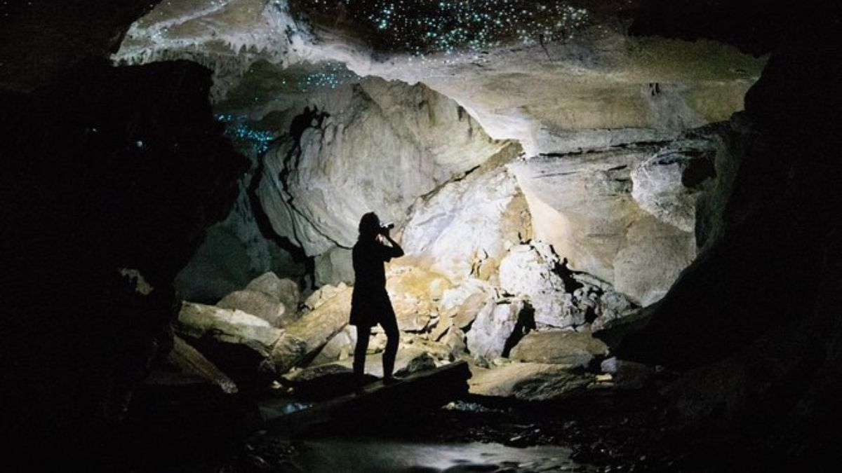 cave photography tips lighting and exposure